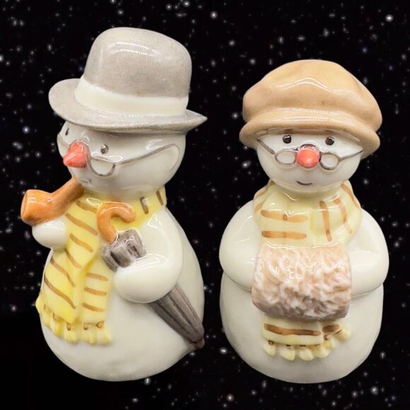 Royal Copenhagen Porcelain Grandpa & Grandma Miniature Figurines 2.5”T 1”W - Picture 2 of 8